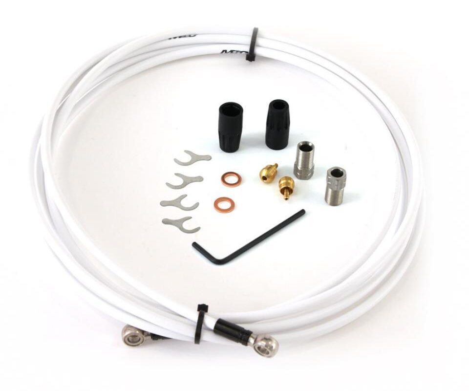 KIT DE CABLE HIDRAULICO ENTRADA BANJO BLANCO